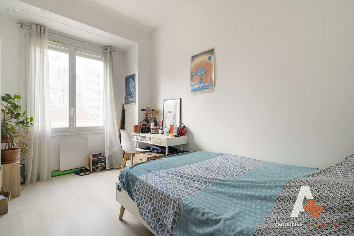 Appartement à MARSEILLE-5E