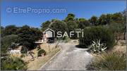 Photo 1 - Maison à LA BASTIDE-DES-JOURDANS