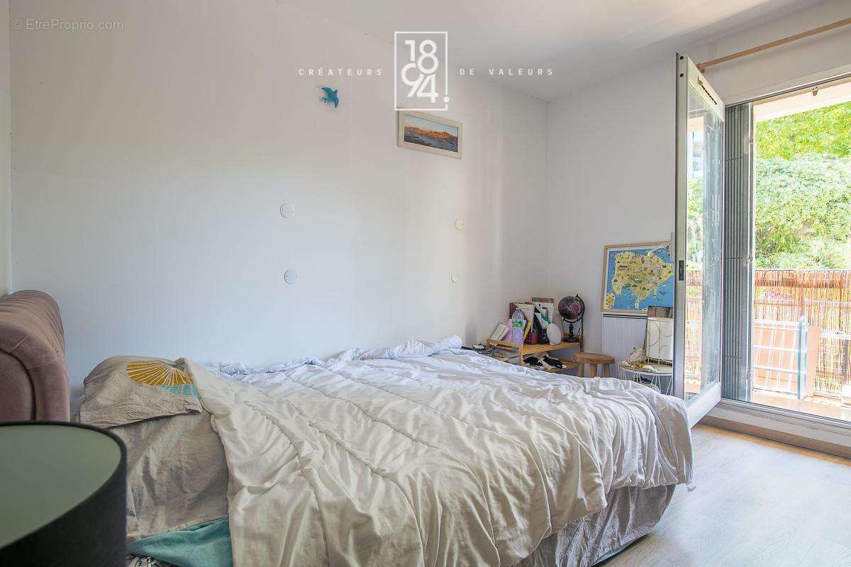 Appartement à MARSEILLE-8E