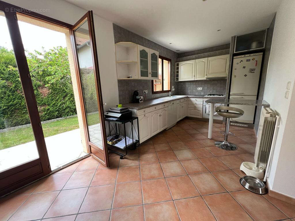 Maison Montesson 6 pièce(s) - photo 3