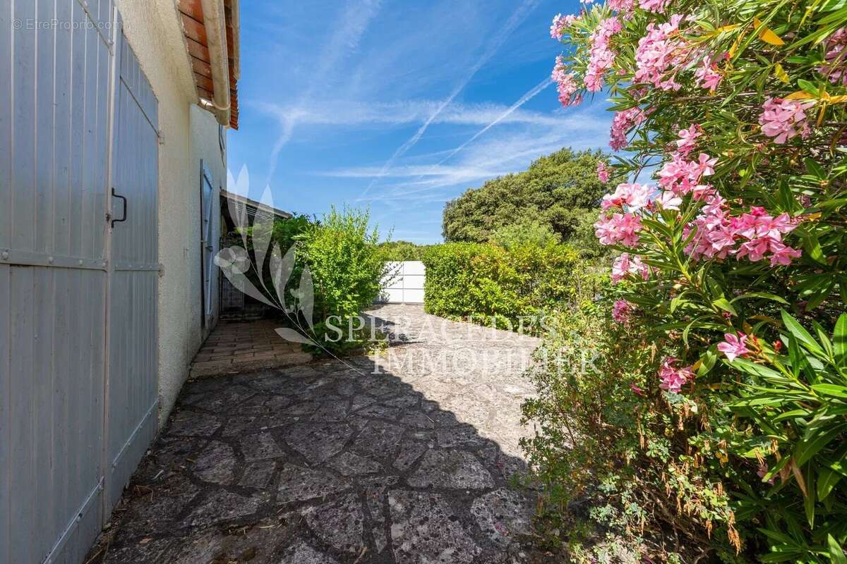 Maison à GRASSE