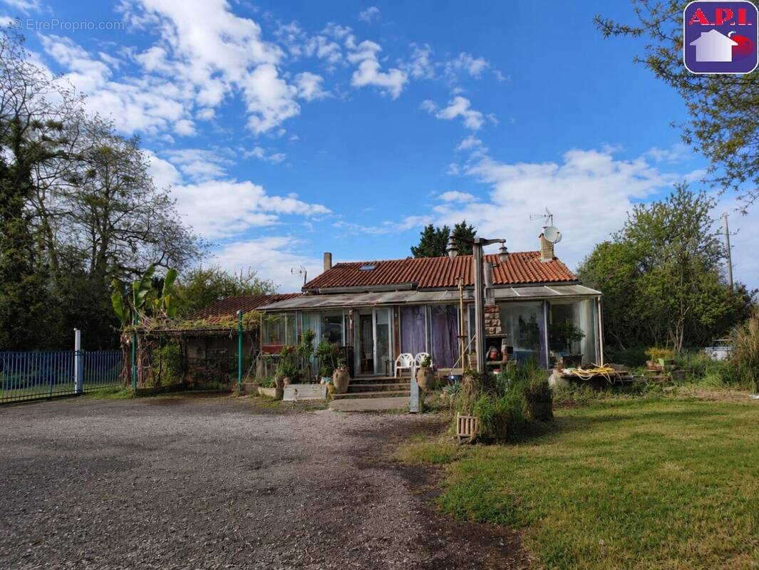 Maison à SAINT-JEAN-DU-FALGA