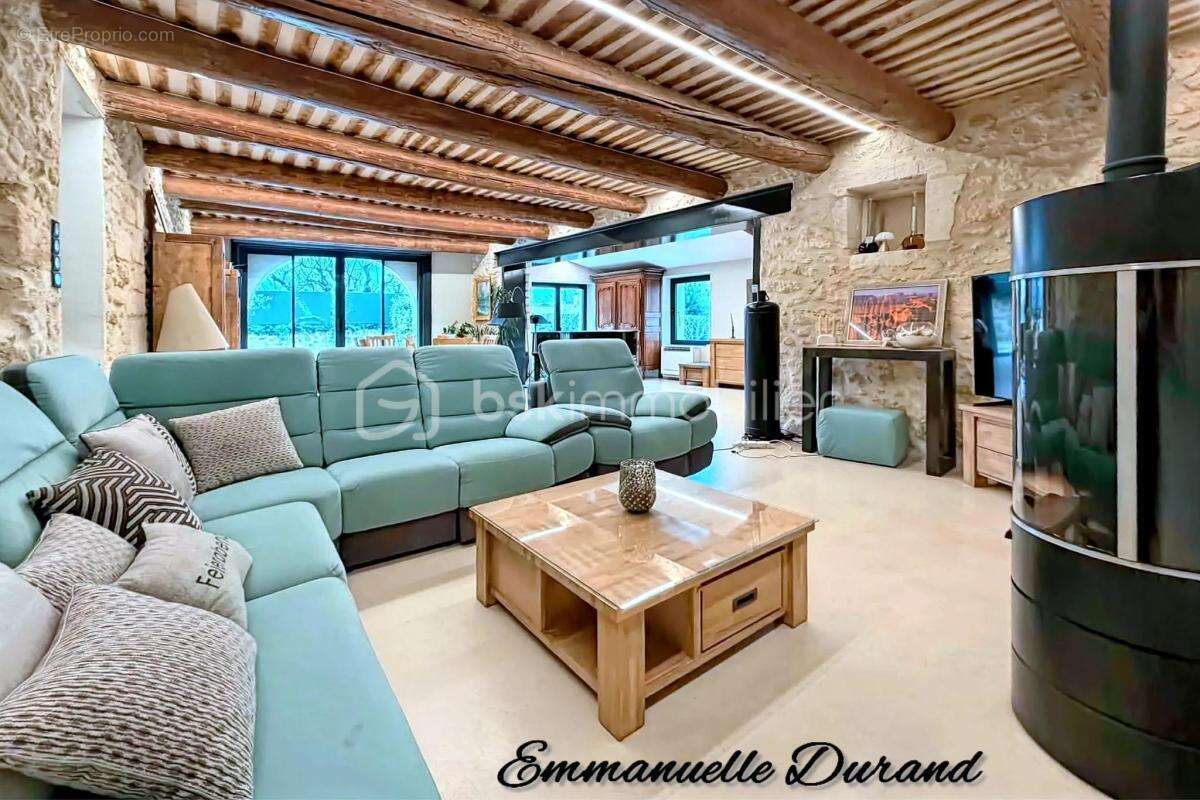 Maison à SAINT-PAUL-TROIS-CHATEAUX