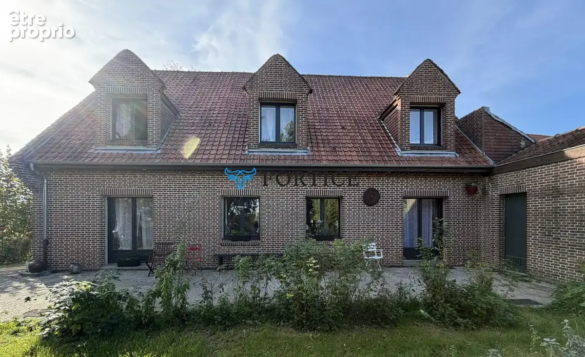 Maison 7 pièces 144 m² à vendre à Camblain-L'abbe (62690) - photo 2