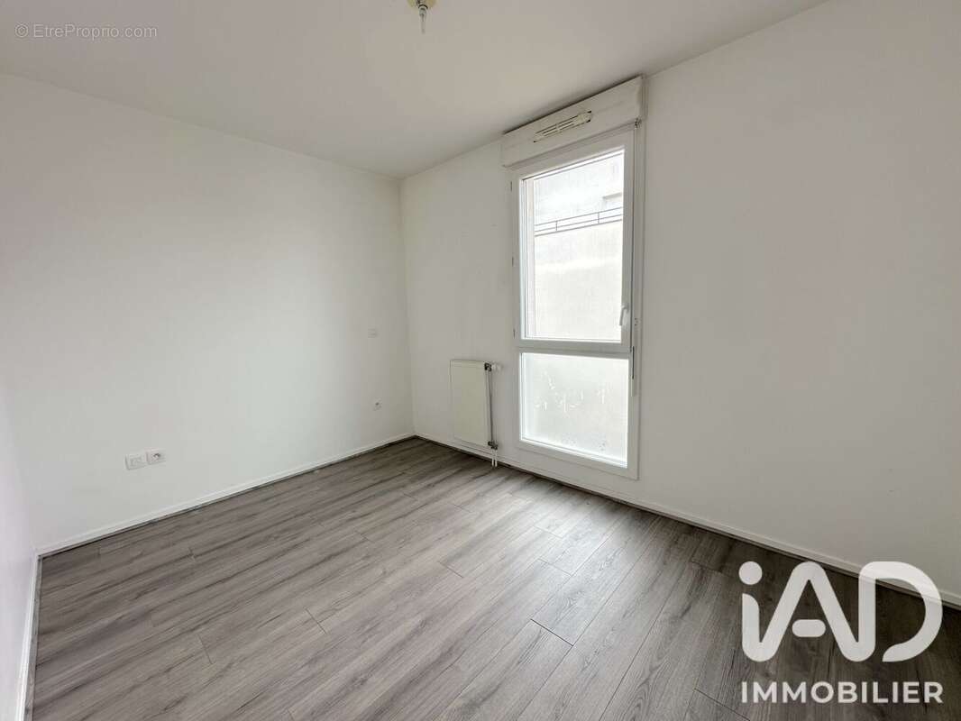 Appartement 72 m² à Fleury-Merogis  - photo 9