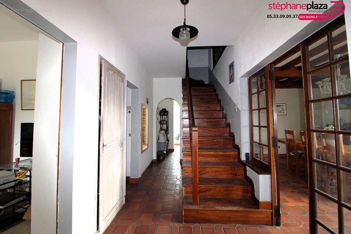 Maison à VILLENAVE-D&#039;ORNON