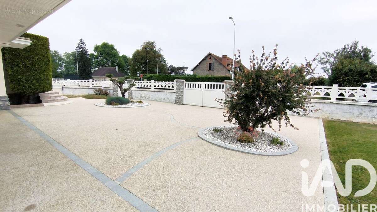 Photo 2 - Maison à ARTIX