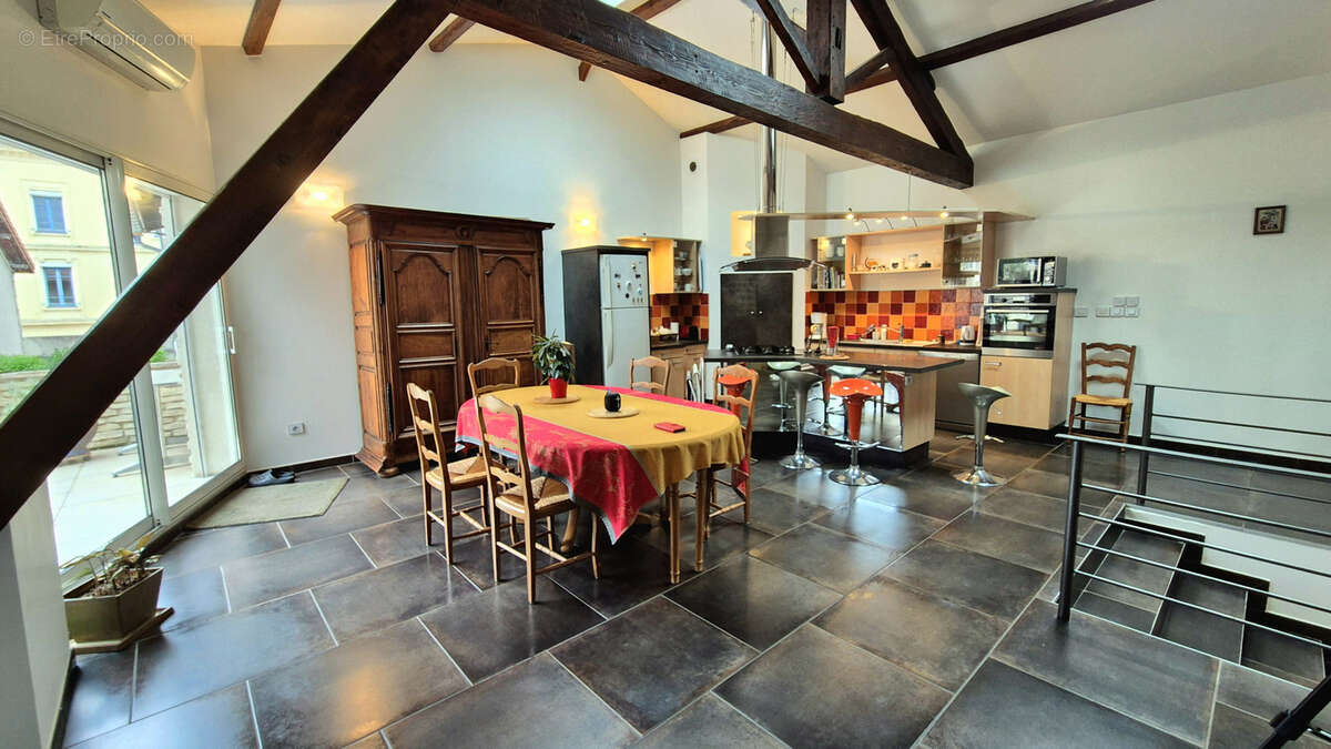 Maison à ROMANS-SUR-ISERE