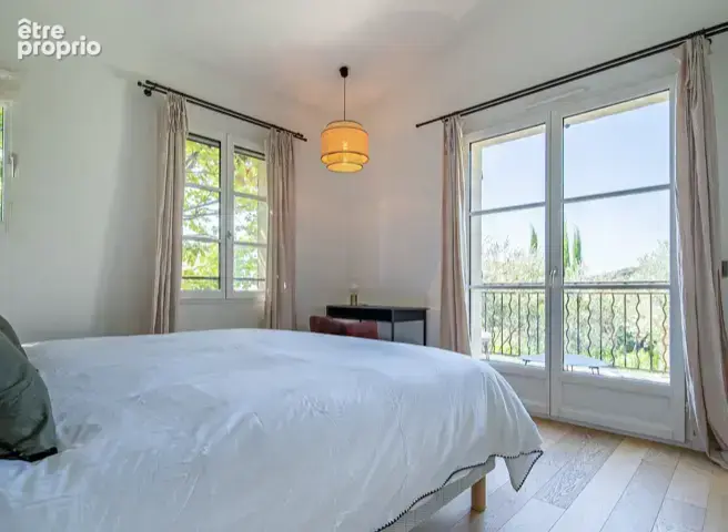 EXTREMEMENT RARE : Maison de village aux prestations premium - photo 10