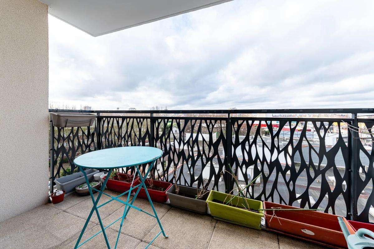 Appartement à BONDY