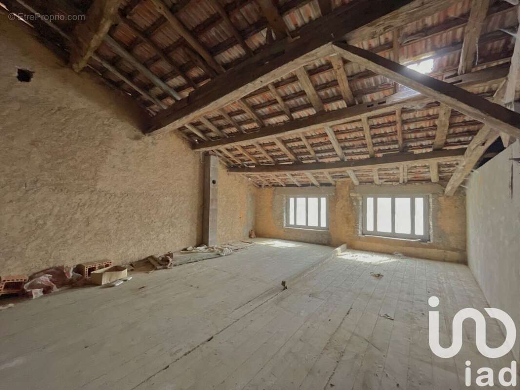 Photo 3 - Maison à VANNES-LE-CHATEL