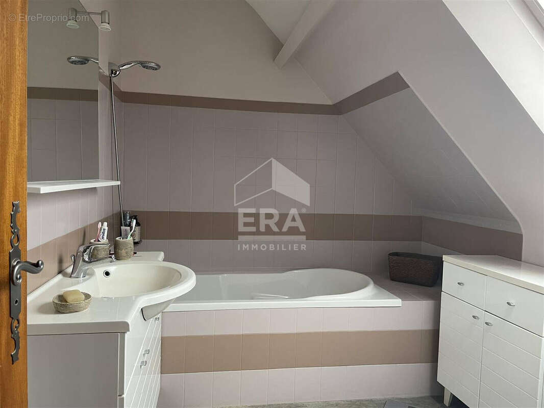 Maison à PONTAULT-COMBAULT