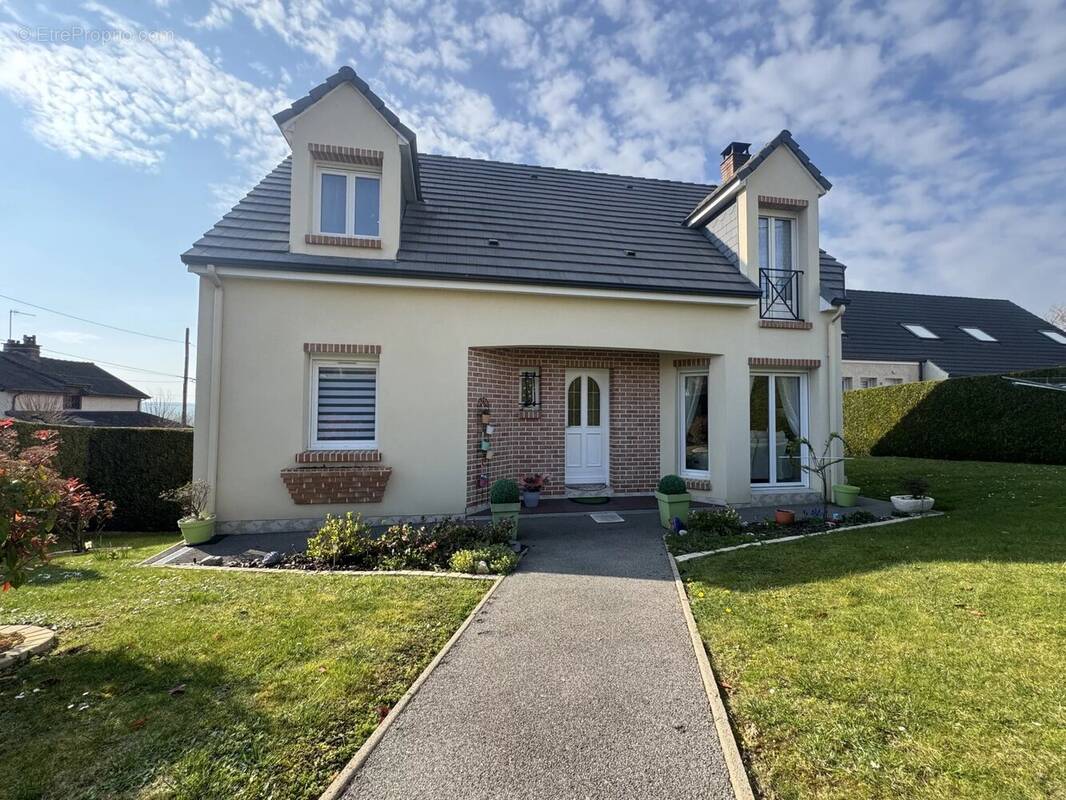 Maison à AILLY-SUR-NOYE