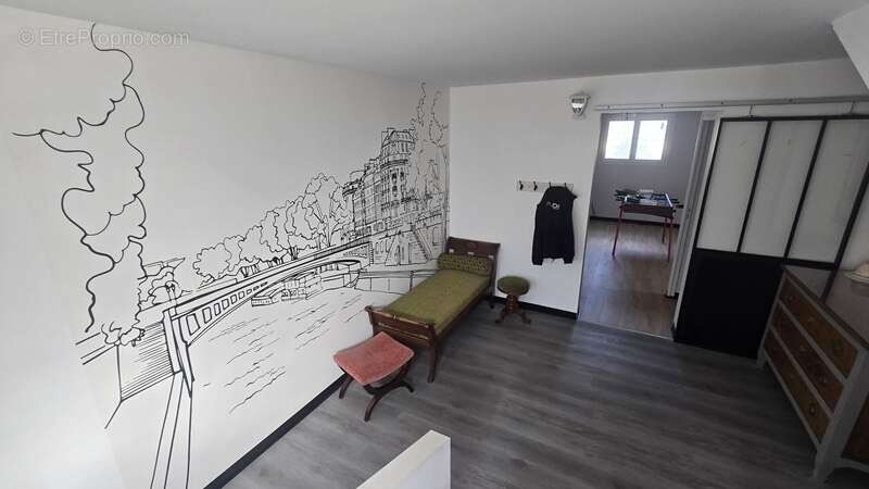 Maison à VILLEMOUSTAUSSOU