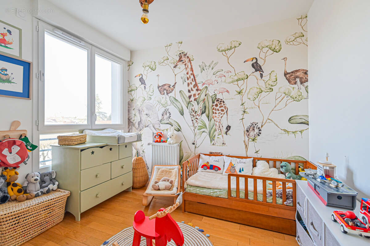 Appartement à SAINT-MAUR-DES-FOSSES