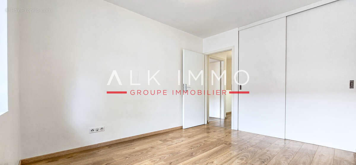 Appartement T5 - 106 m2 - photo 5