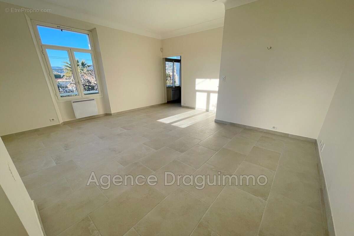 Maison à DRAGUIGNAN