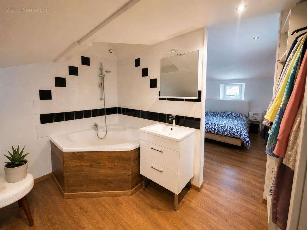  À vendre – Belle maison familiale à Auteuil - photo 7