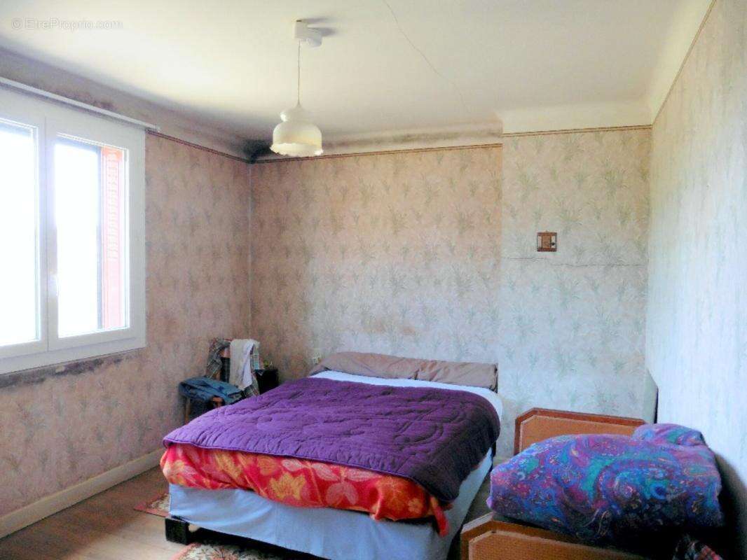 Maison 96 m² à Cerisiers  - photo 6
