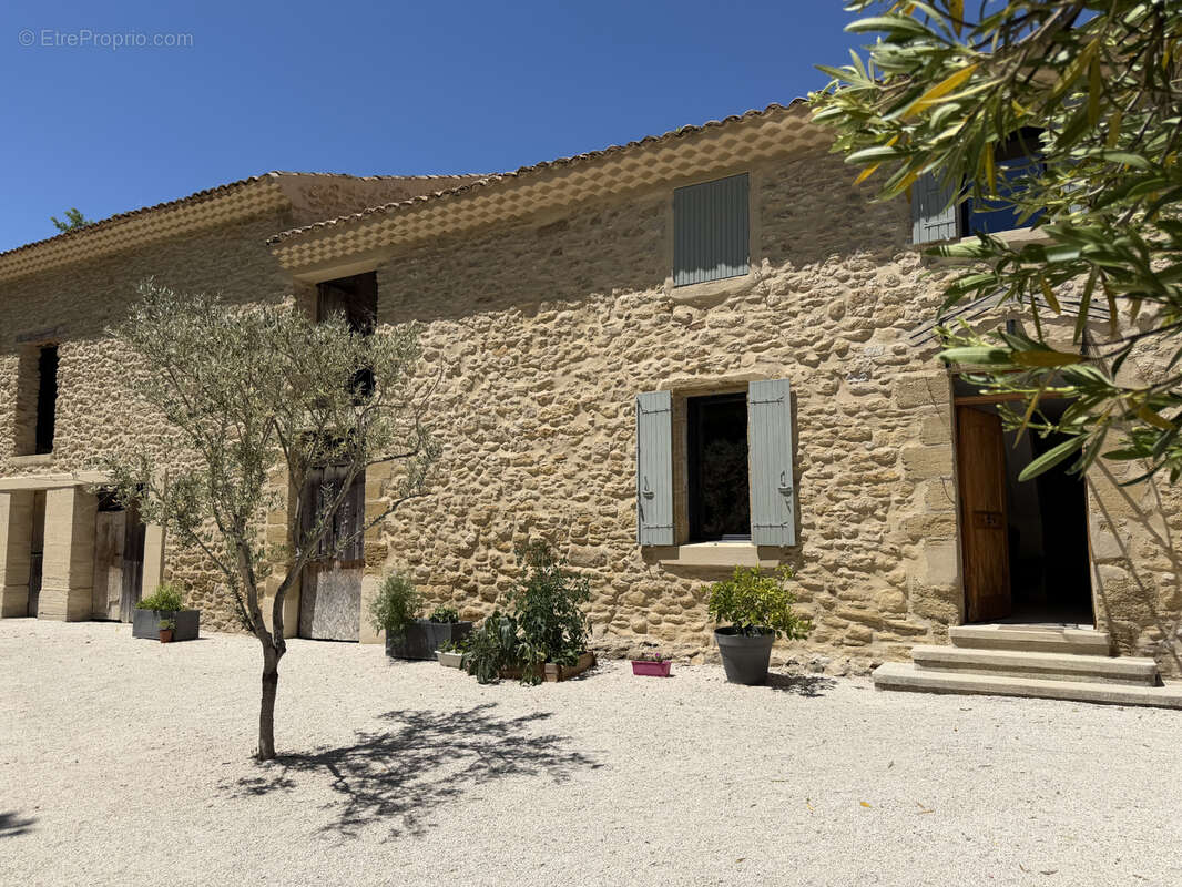 Maison à SARRIANS