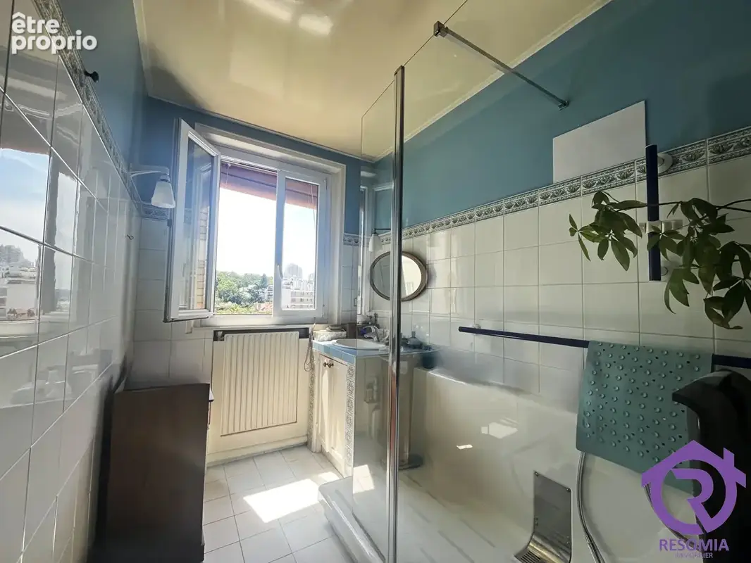 Appartement 2-3 pièces 64 m² - 2 balcons - 6ème étage - pas de vis à vis - photo 6