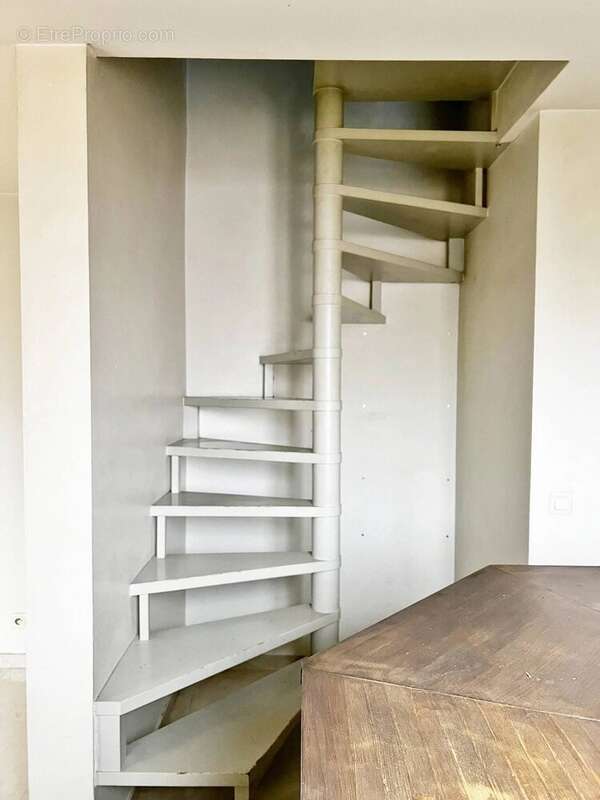 Appartement à SAINT-MAUR-DES-FOSSES