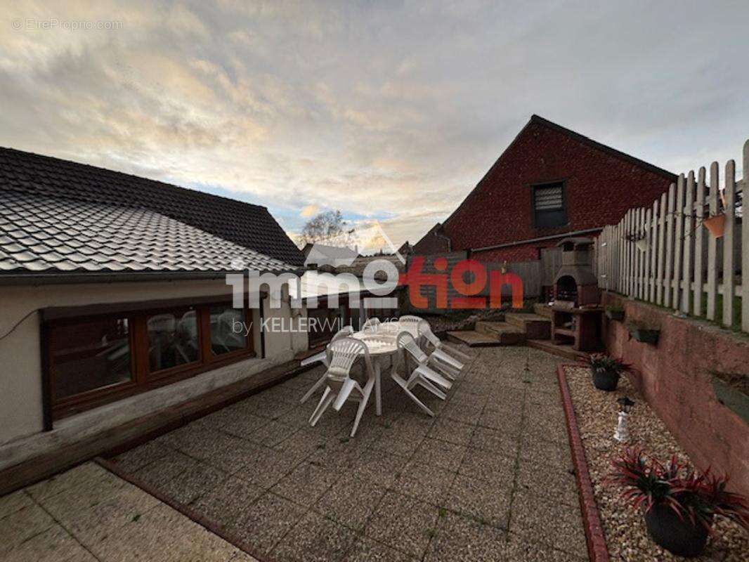 Maison à BEAUCHAMPS