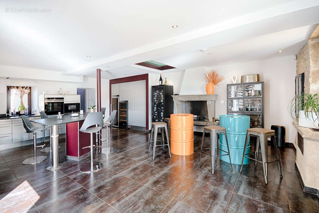 Maison à ROMANS-SUR-ISERE