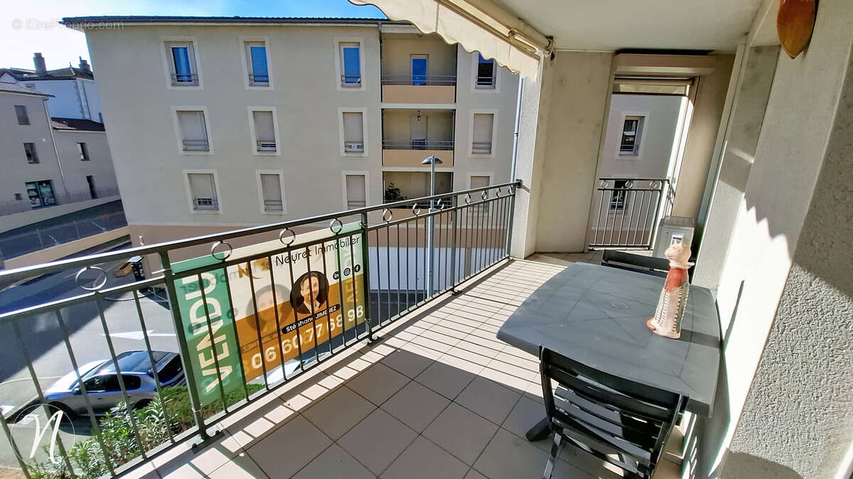 Appartement à SAINT-ROMAIN-EN-GAL