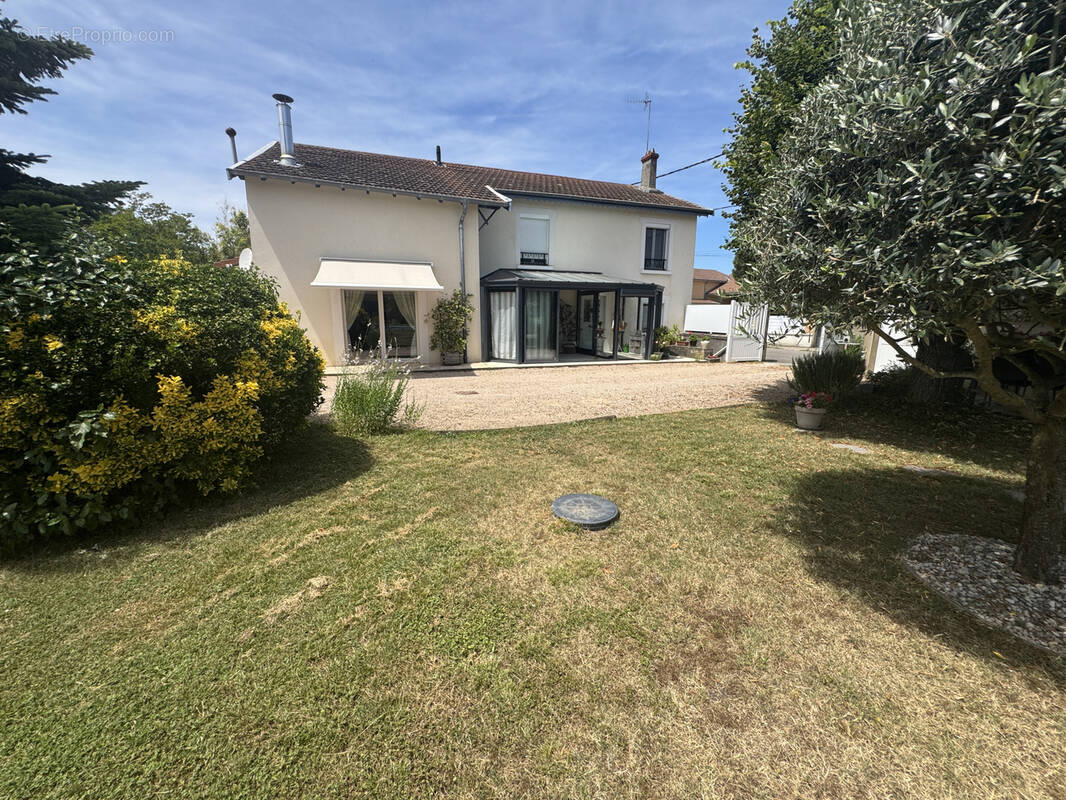 Maison à VILLETTE-D'ANTHON