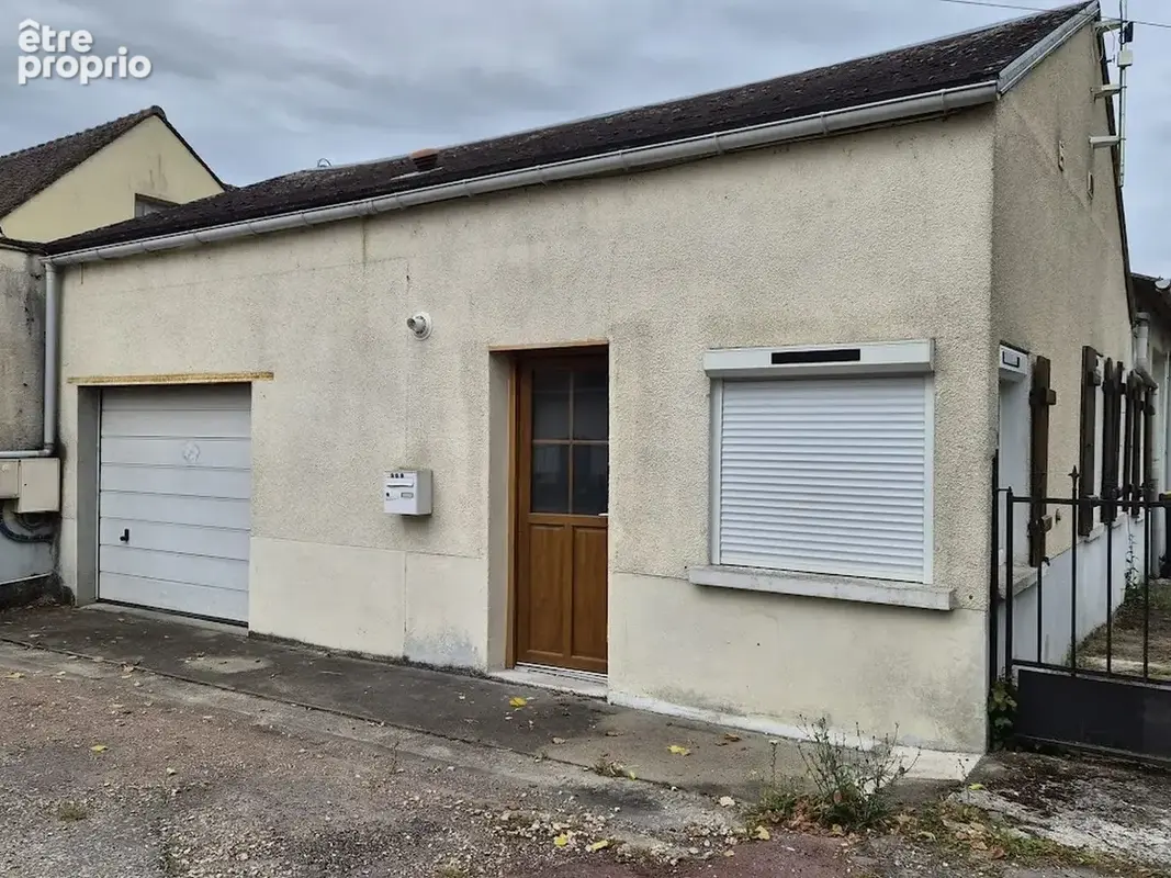 Maison à AMILLY