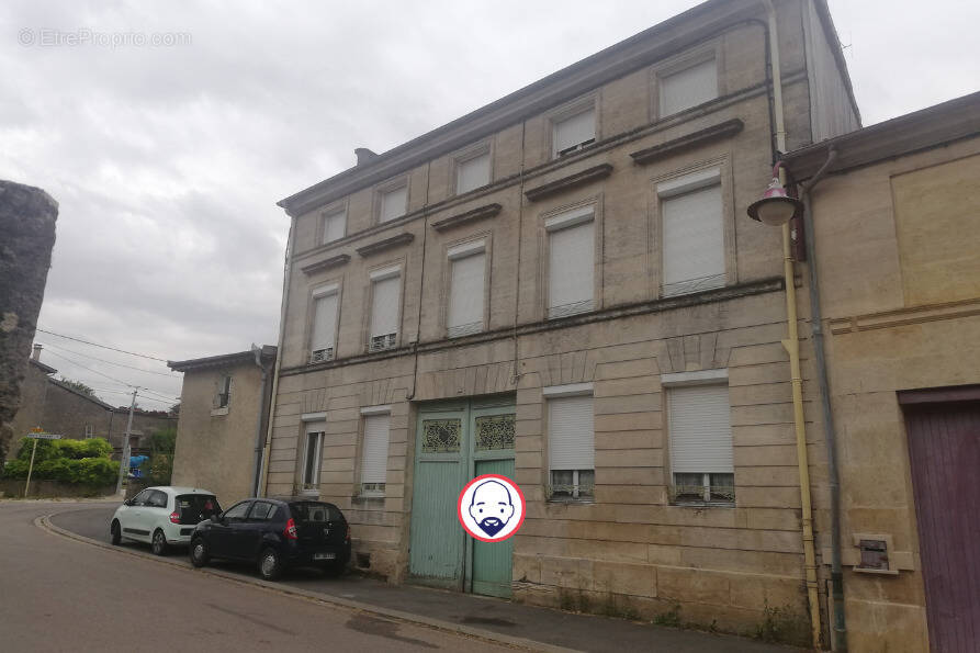 Appartement à VAVINCOURT