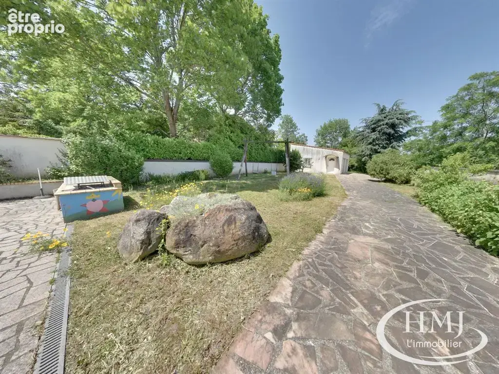 Maison 8 pièces 212 m² à vendre à Courcouronnes (91080) - photo 16