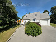 Maison à FERRIERES-HAUT-CLOCHER