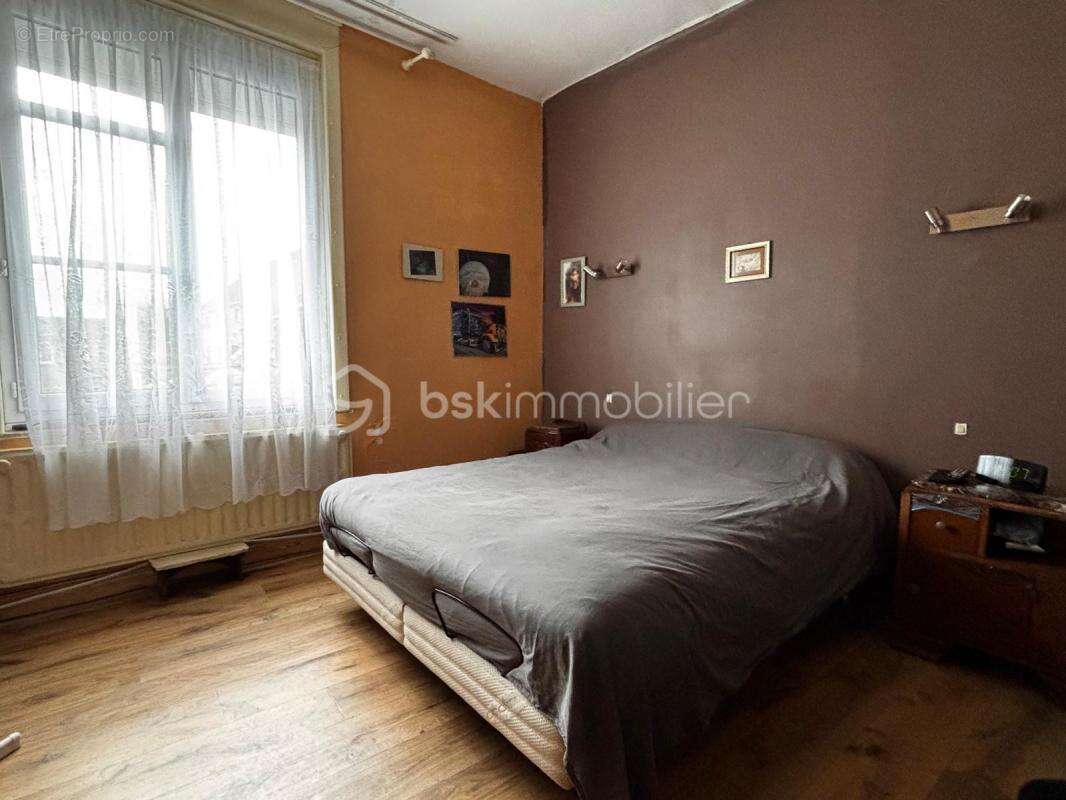 À Vendre : Maison de Ville avec Fort Potentiel – 115m² environ - photo 10