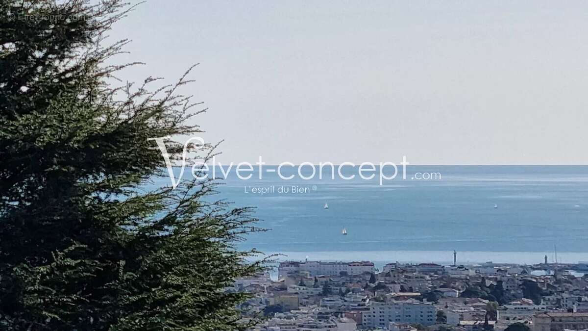 Appartement à LE CANNET