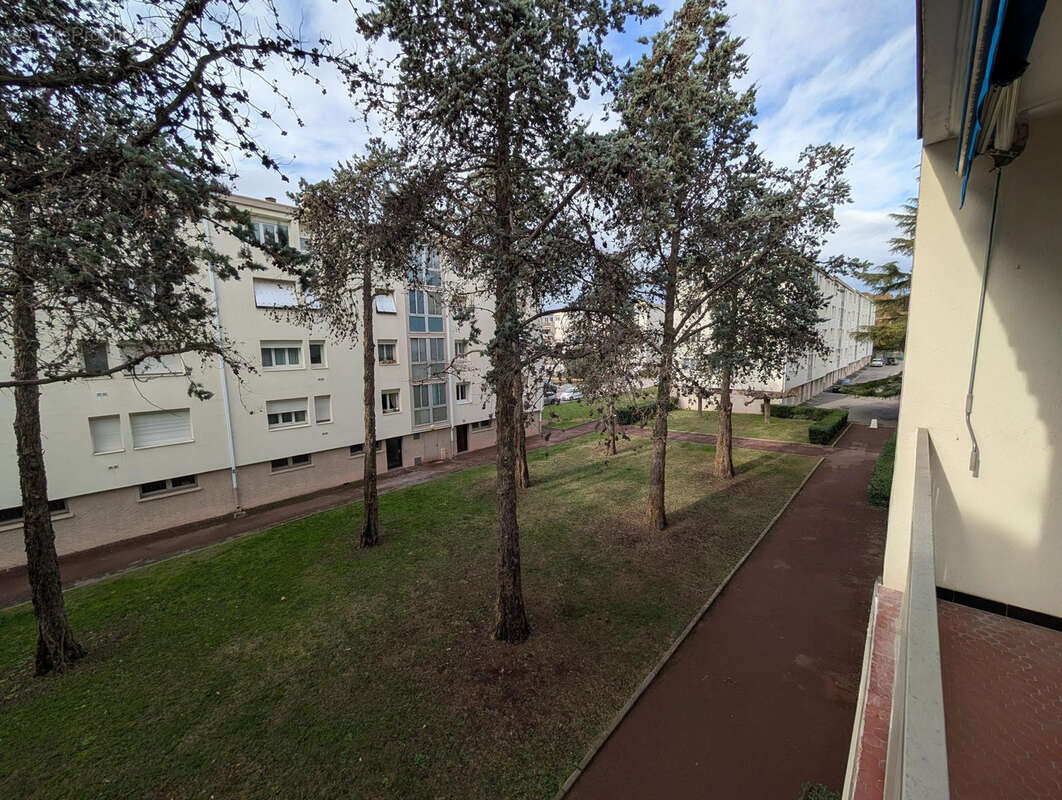 Appartement à CASTELNAU-LE-LEZ