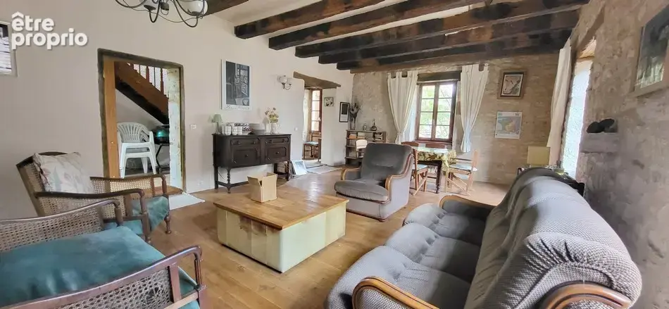 Maison de village en pierre avec terrasse et jardin - photo 8