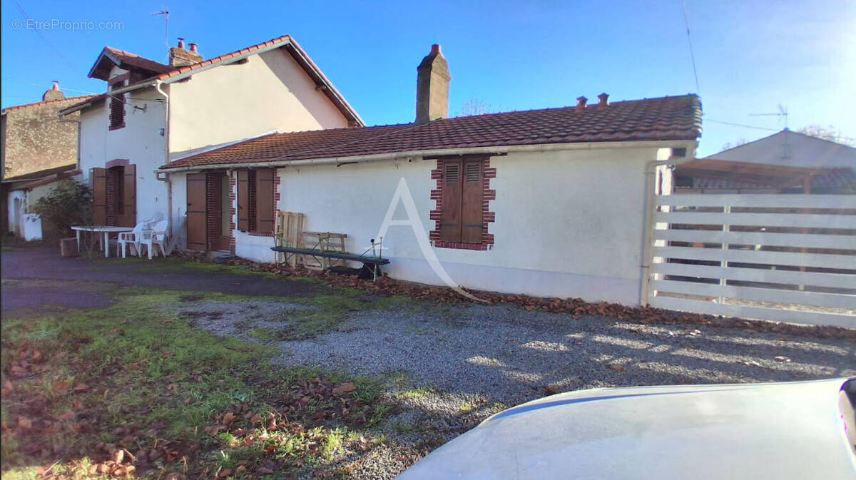 Maison à LE PELLERIN