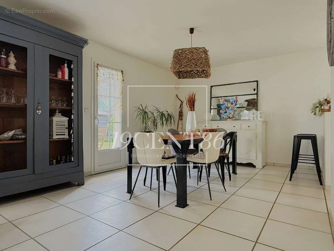 Maison 125 m² à Communay  - photo 8