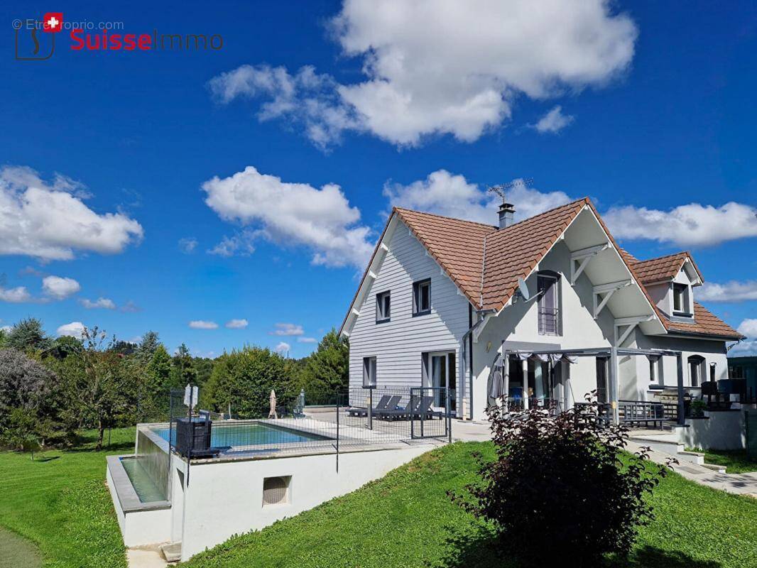 Maison à ABBEVILLERS