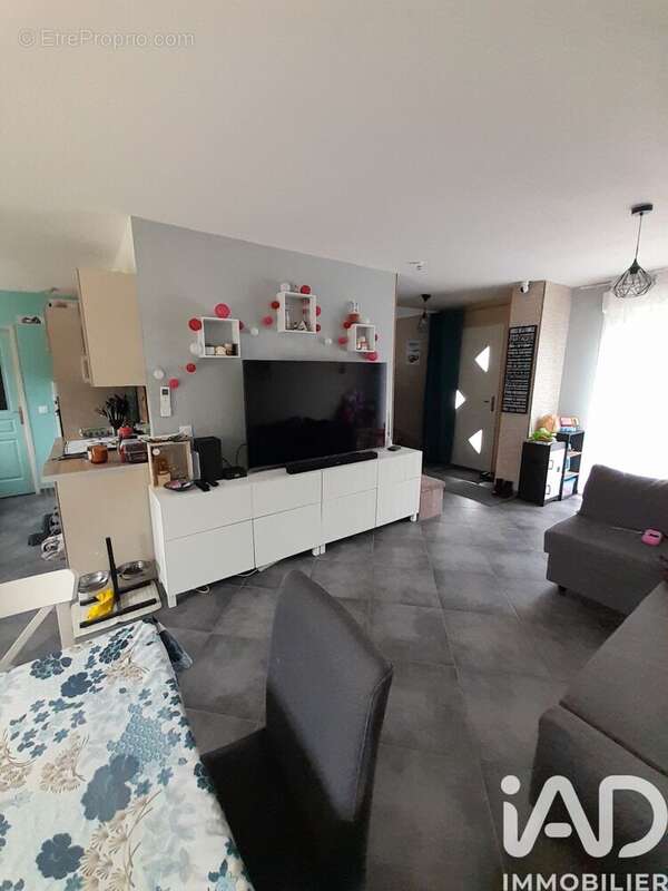 Maison 109 m² à Domptin  - photo 4
