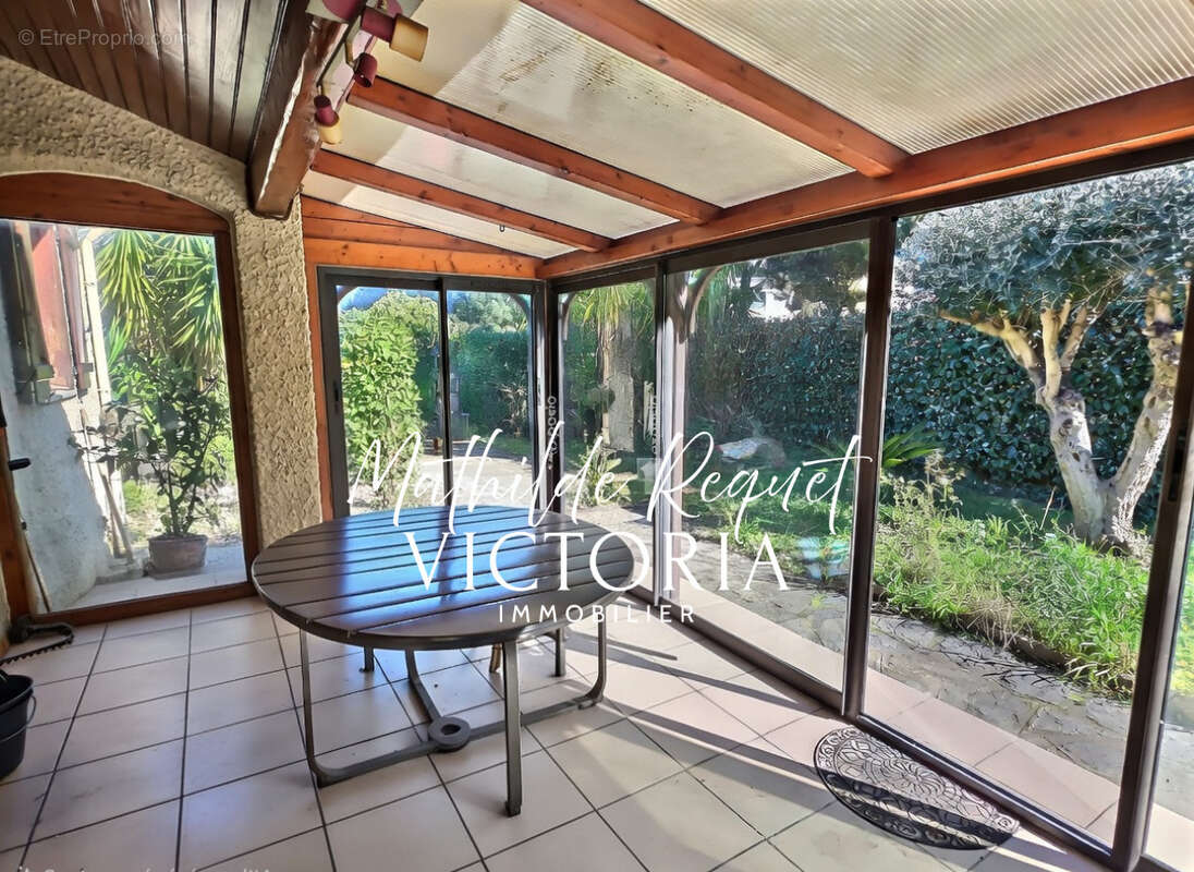 Maison à BORMES-LES-MIMOSAS