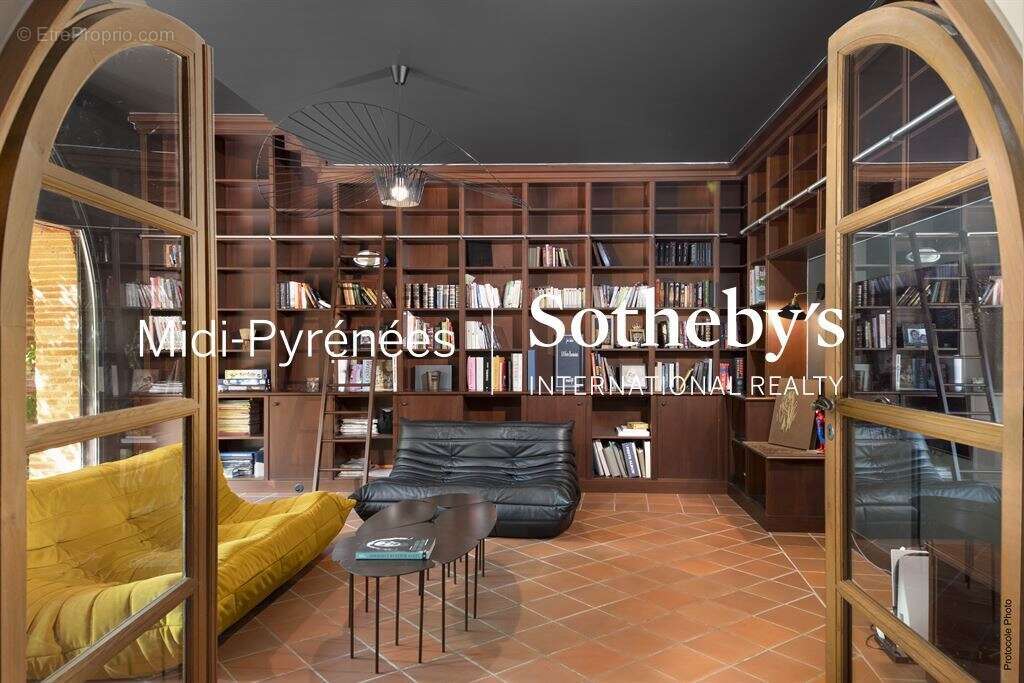 Maison à LAYRAC-SUR-TARN