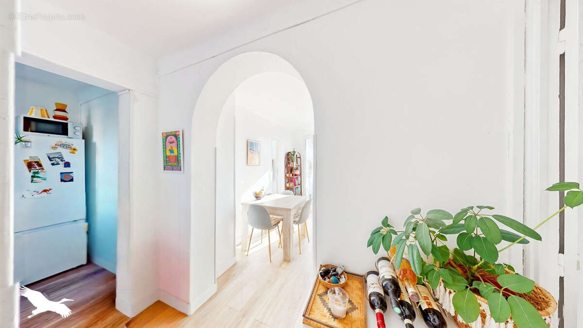 Appartement à MARSEILLE-9E