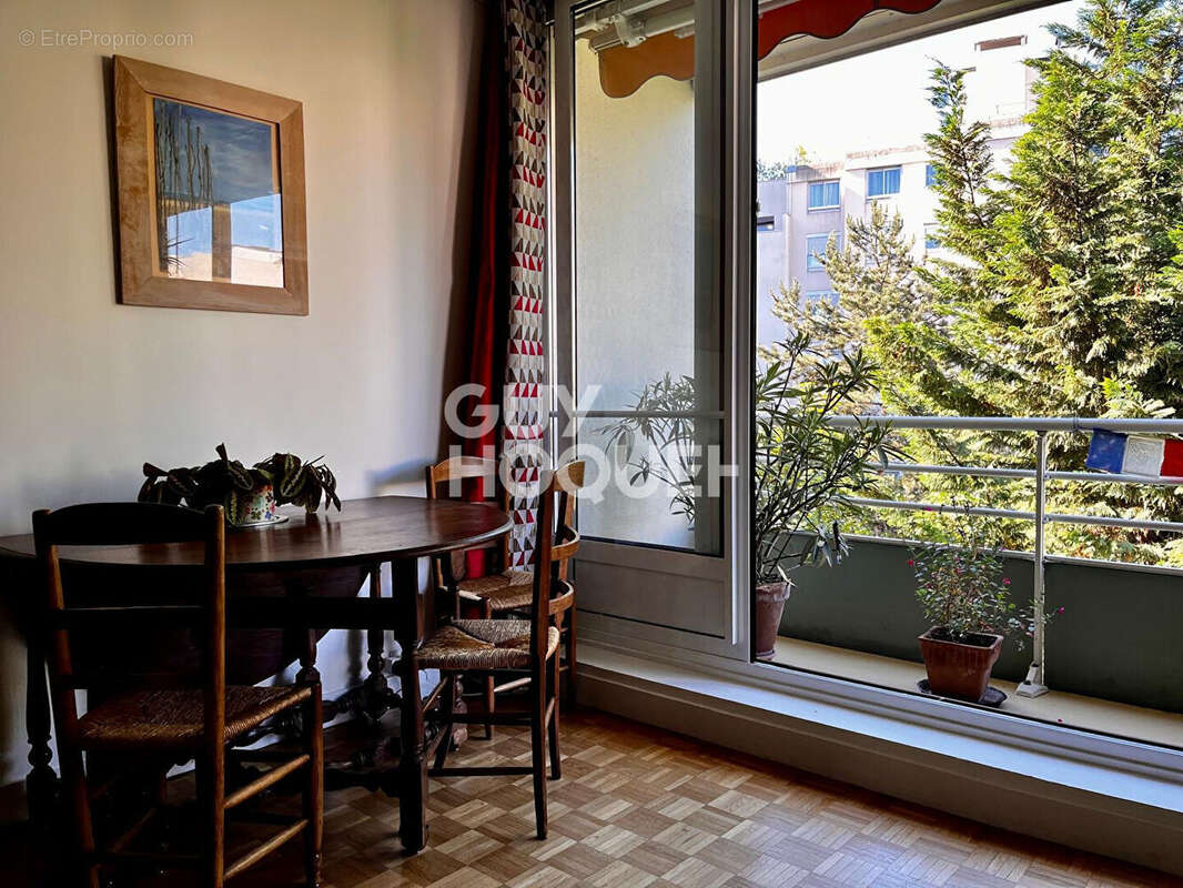 Appartement à VANVES