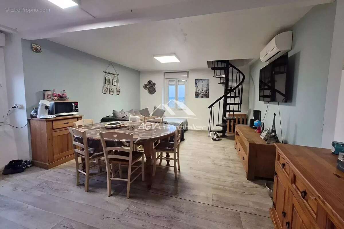 Maison à ROUSSON