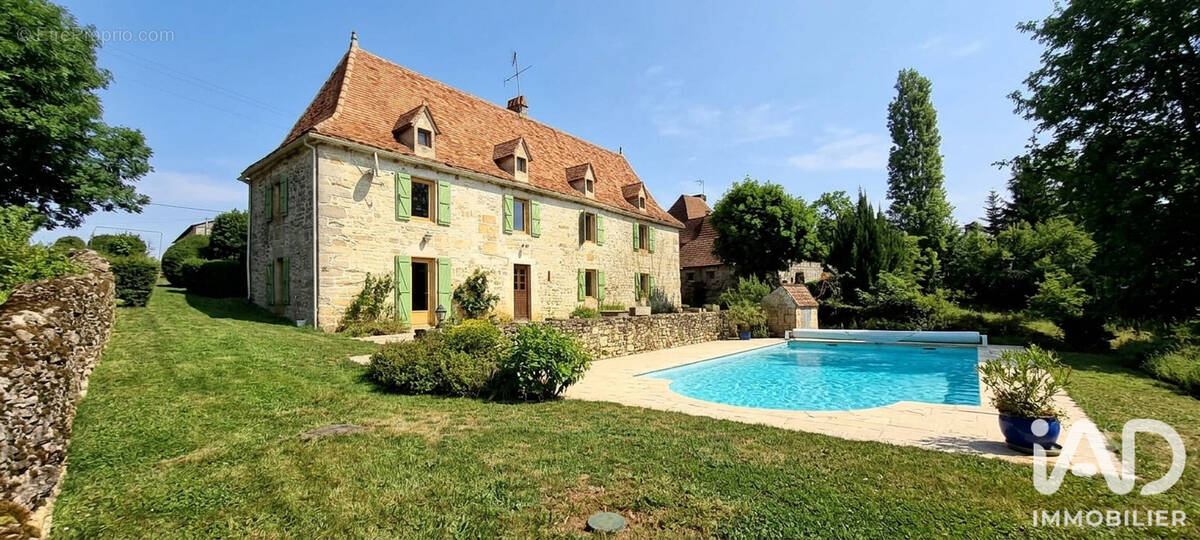 Photo 1 - Maison à RUEYRES