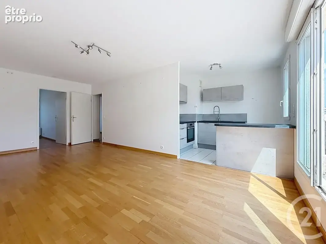 Appartement 3 pièces 60 m² à vendre à Chartres (28000) - photo 2