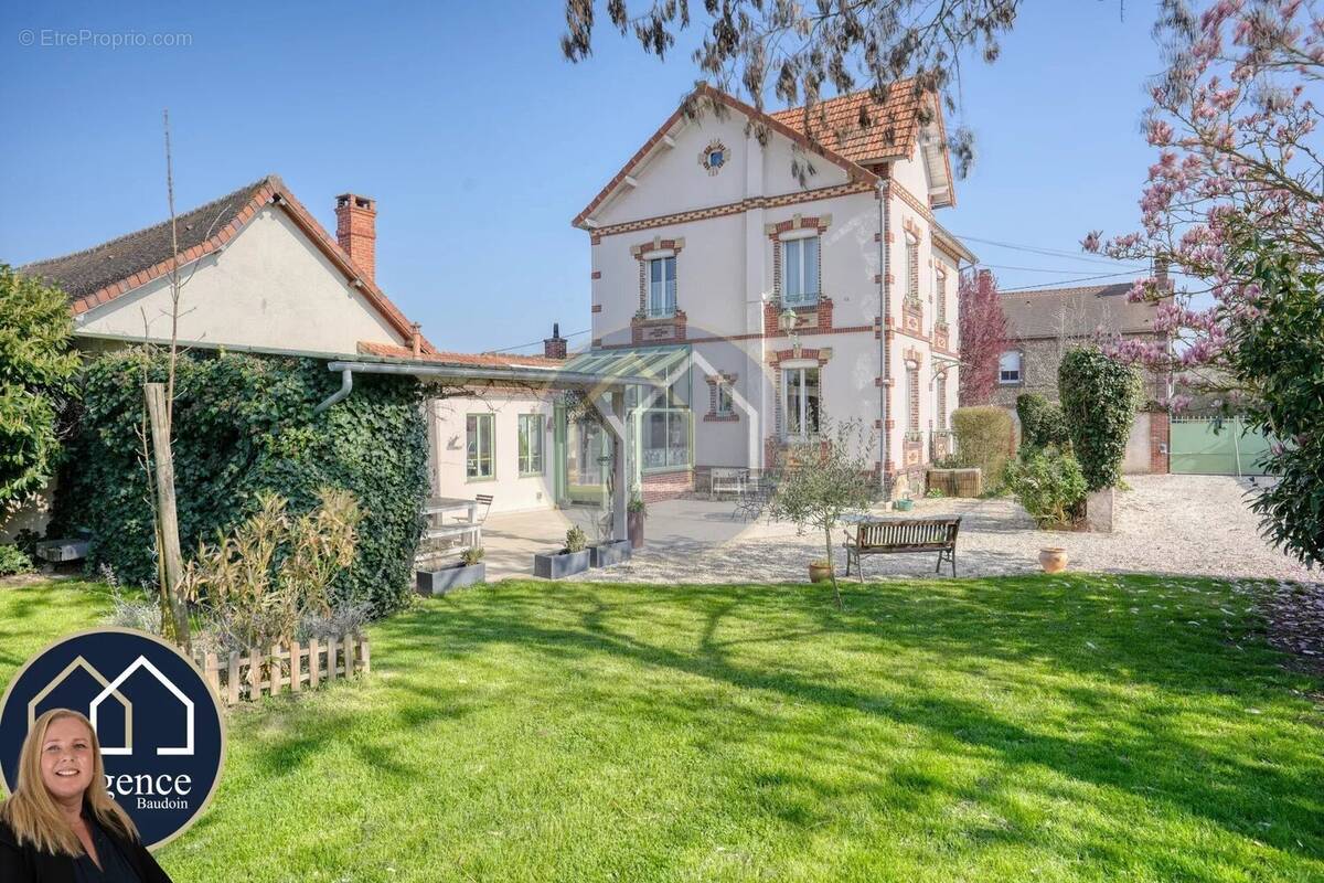 Maison à NOGENT-LE-ROI